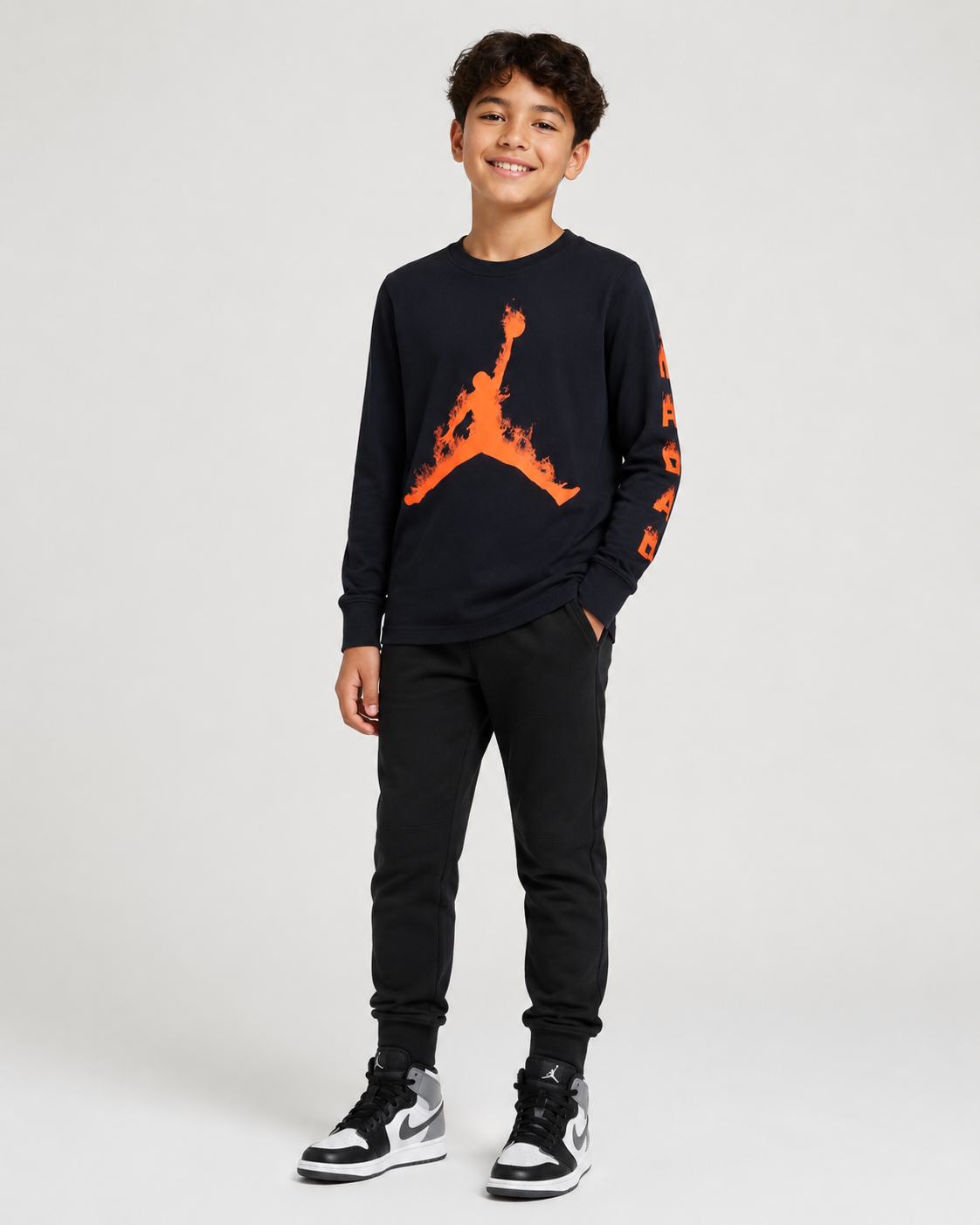 Maglia ragazzo Jordan a manica lunga con maxi logo Jumpman arancione